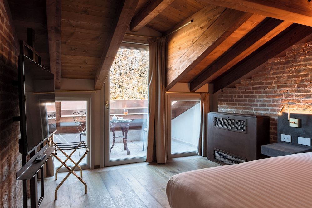 Pavillon Suite Junior Suite, Park View 21