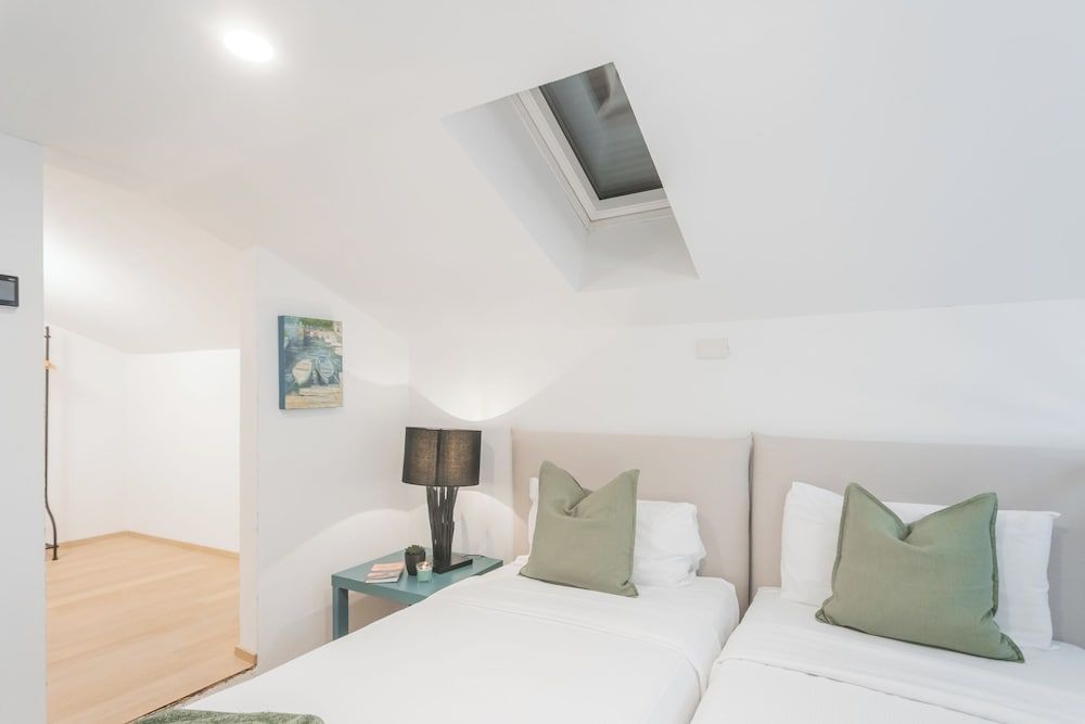 Borsieri Como Apartments with Parking by Rent all Como Apartment (2 Bedrooms) 6