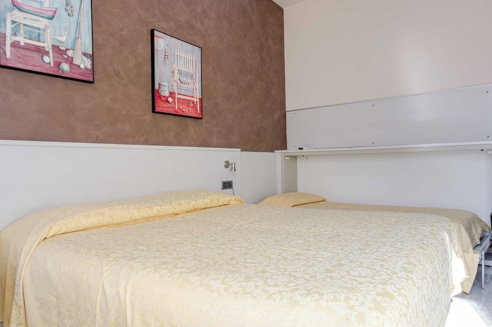 Hotel 3 Cozy and Authentic Stay in Ventimiglia House