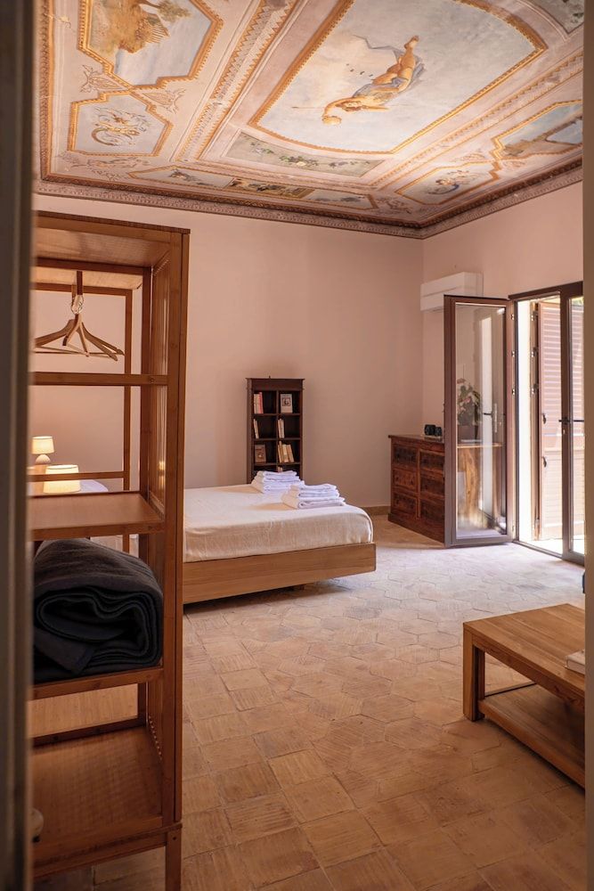 Villa Amoroso - Ospitalità Mediterranea Luxury Quadruple Room, Private Bathroom, Garden View 15