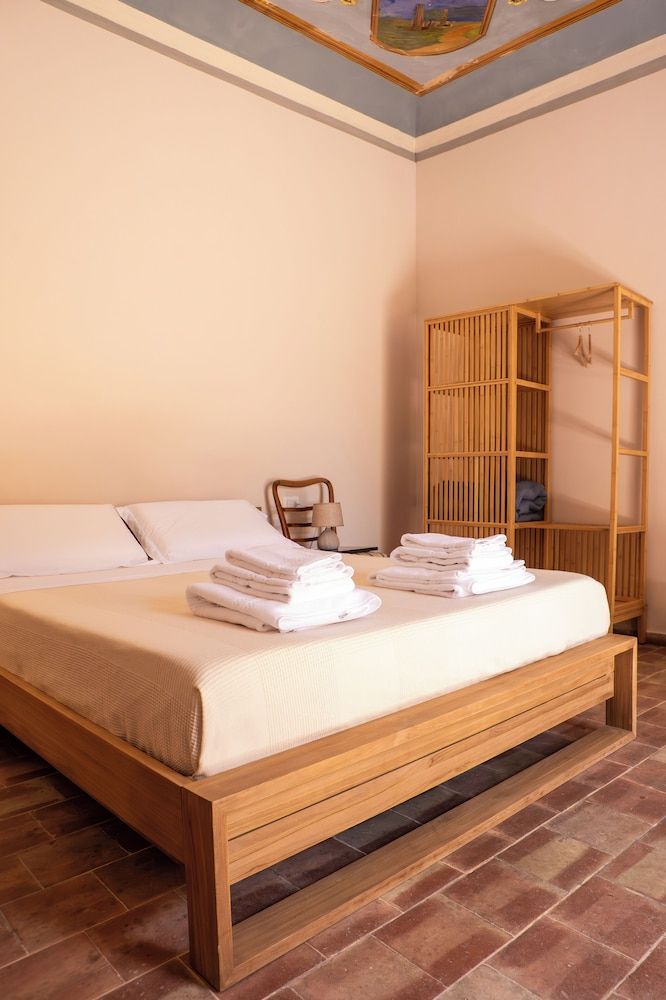 Villa Amoroso - Ospitalità Mediterranea Superior Double Room, Private Bathroom, Garden View 3