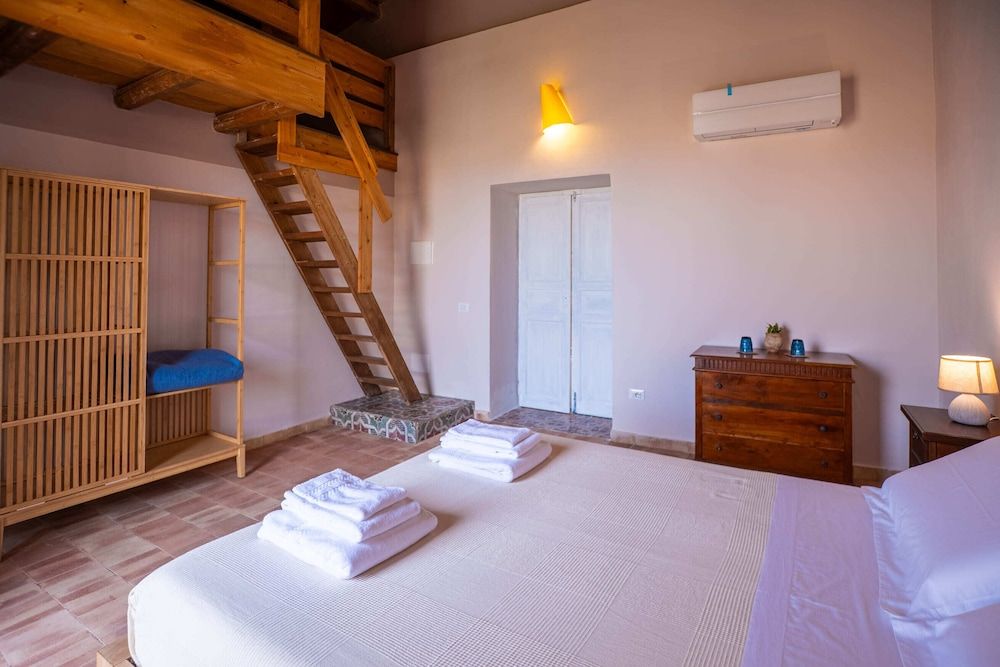 Villa Amoroso - Ospitalità Mediterranea Superior Quadruple Room, Private Bathroom, Tower 6