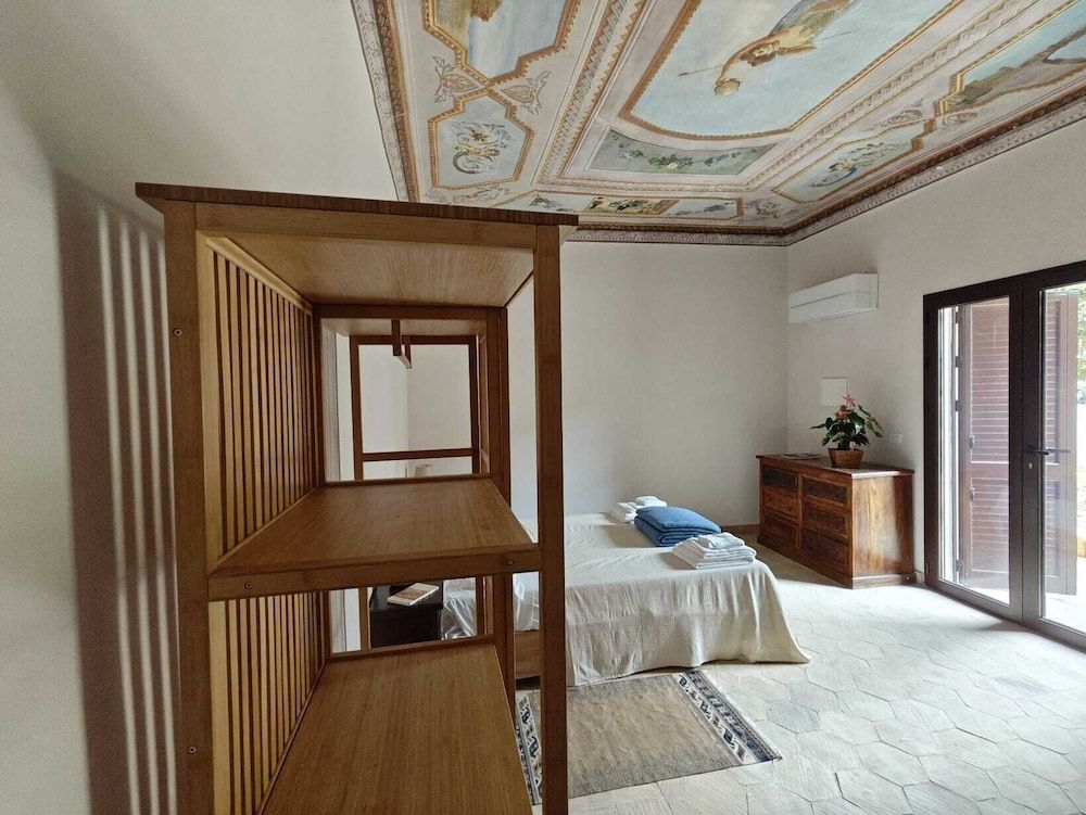 Villa Amoroso - Ospitalità Mediterranea Luxury Quadruple Room, Private Bathroom, Garden View 13