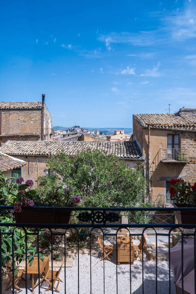 Villa Amoroso - Ospitalità Mediterranea Superior Quadruple Room, Private Bathroom, Tower 9