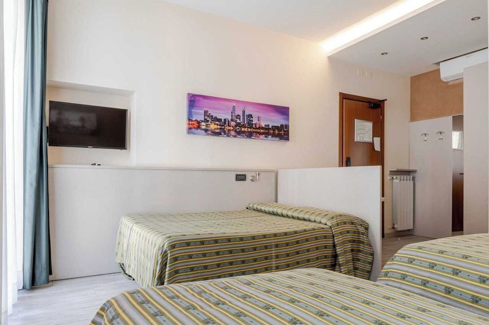Hotel 3 Comfort and Serenity Heart of Ventimiglia House