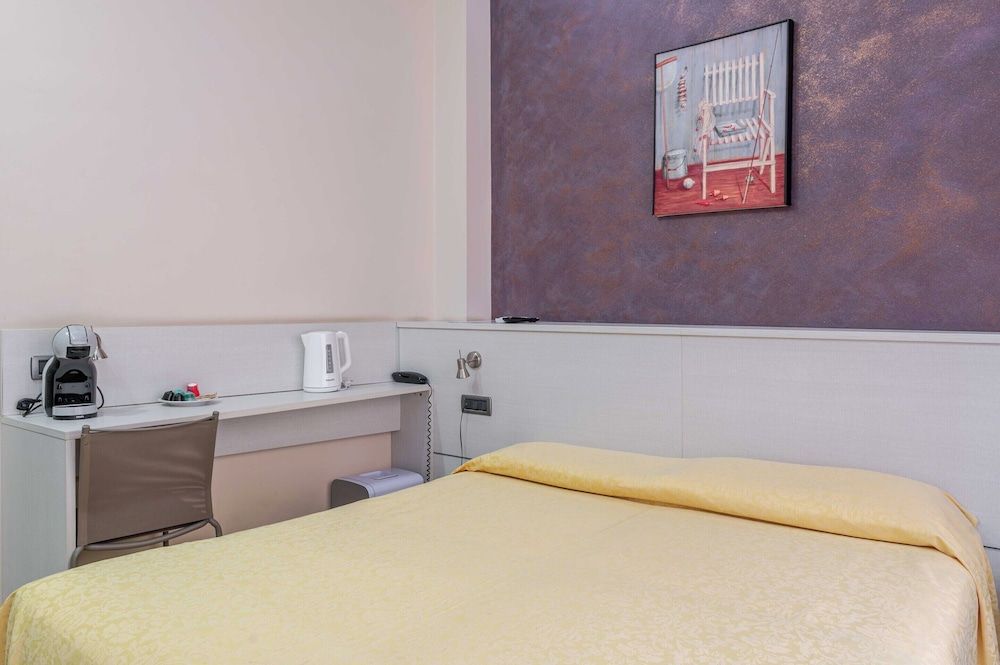 Hotel 3 Comfort and Serenity Heart of Ventimiglia Apartment 8