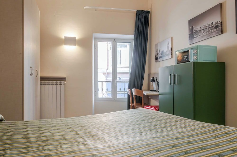 Hotel 3 Comfort and Serenity Heart of Ventimiglia House 7