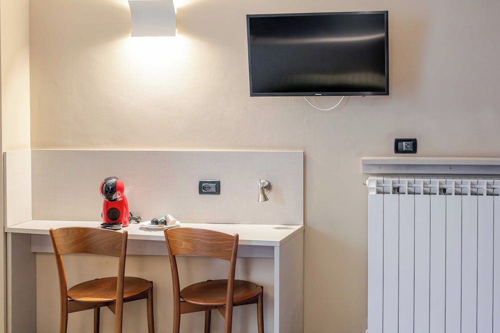 Hotel 3 Comfort and Serenity Heart of Ventimiglia House 8