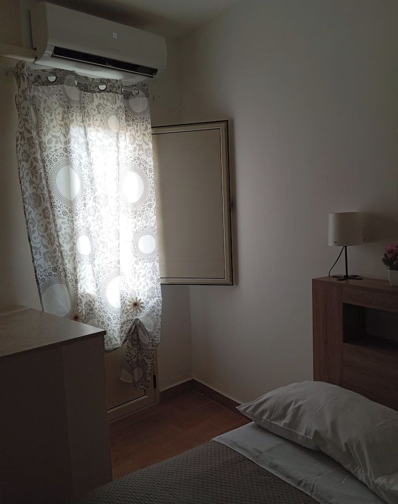 B&b EmaNik Traditional Double Room, City View, Tower 10