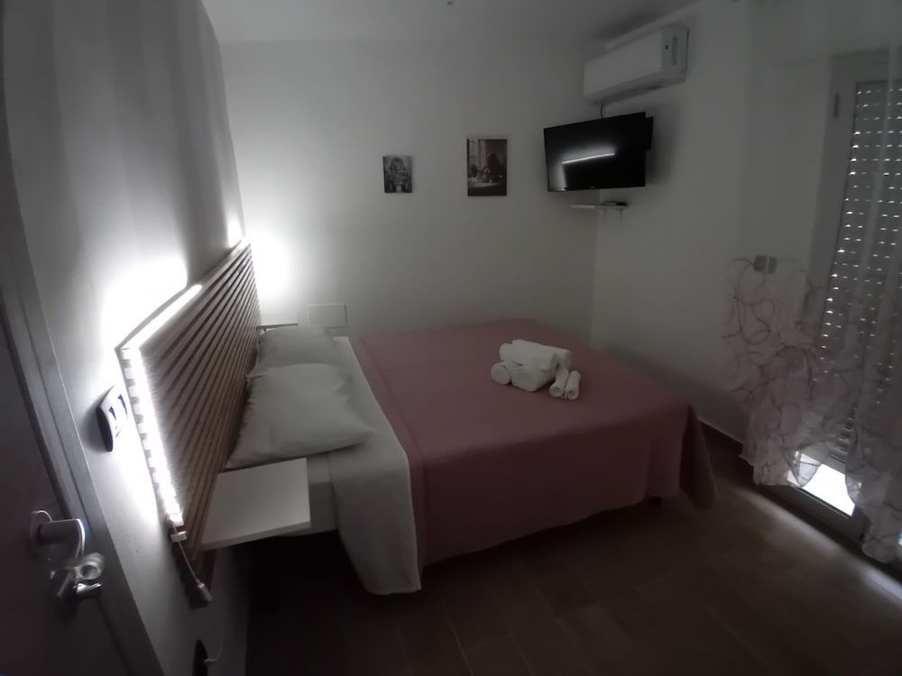 B&b EmaNik Family Room, City View, Tower 6