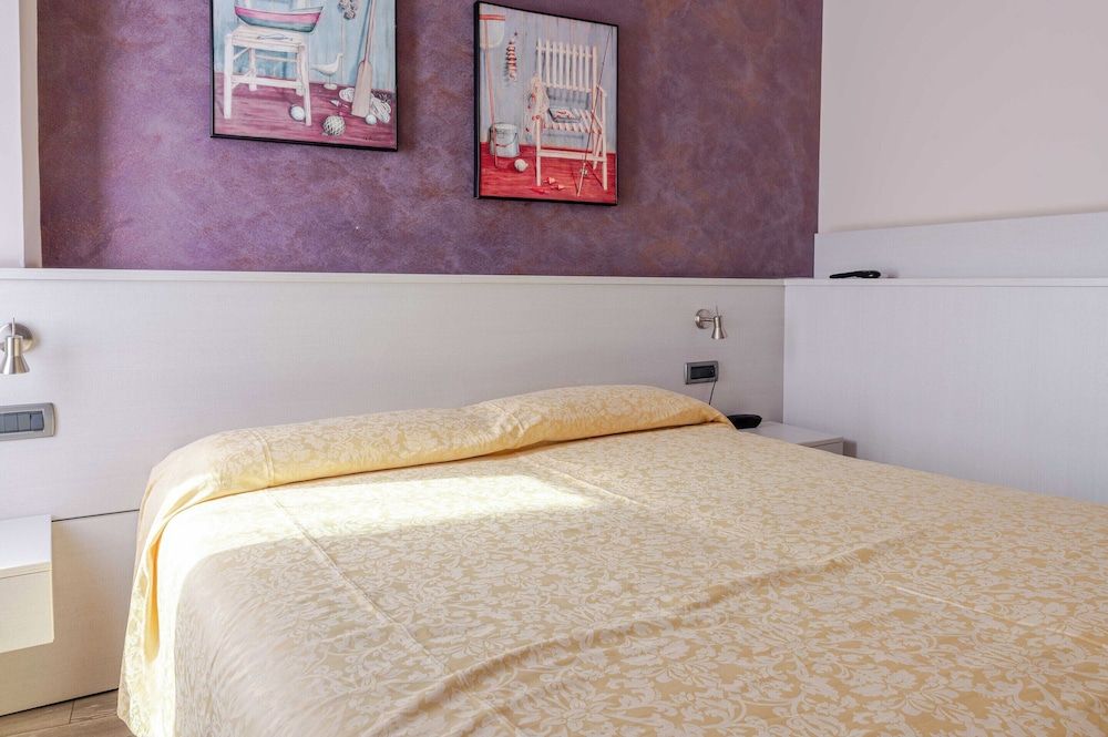 Hotel 3 Comfortable Stay in Ventimiglia Apartment 2