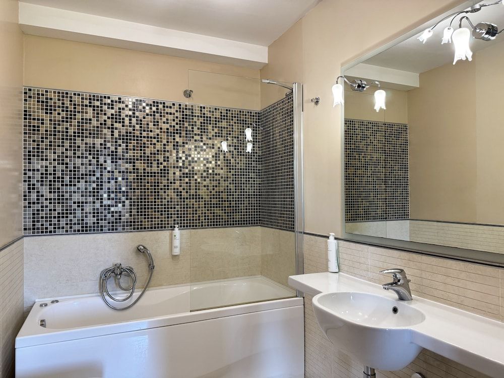 Sarzana Park Hotel Superior Double or Twin Room 7