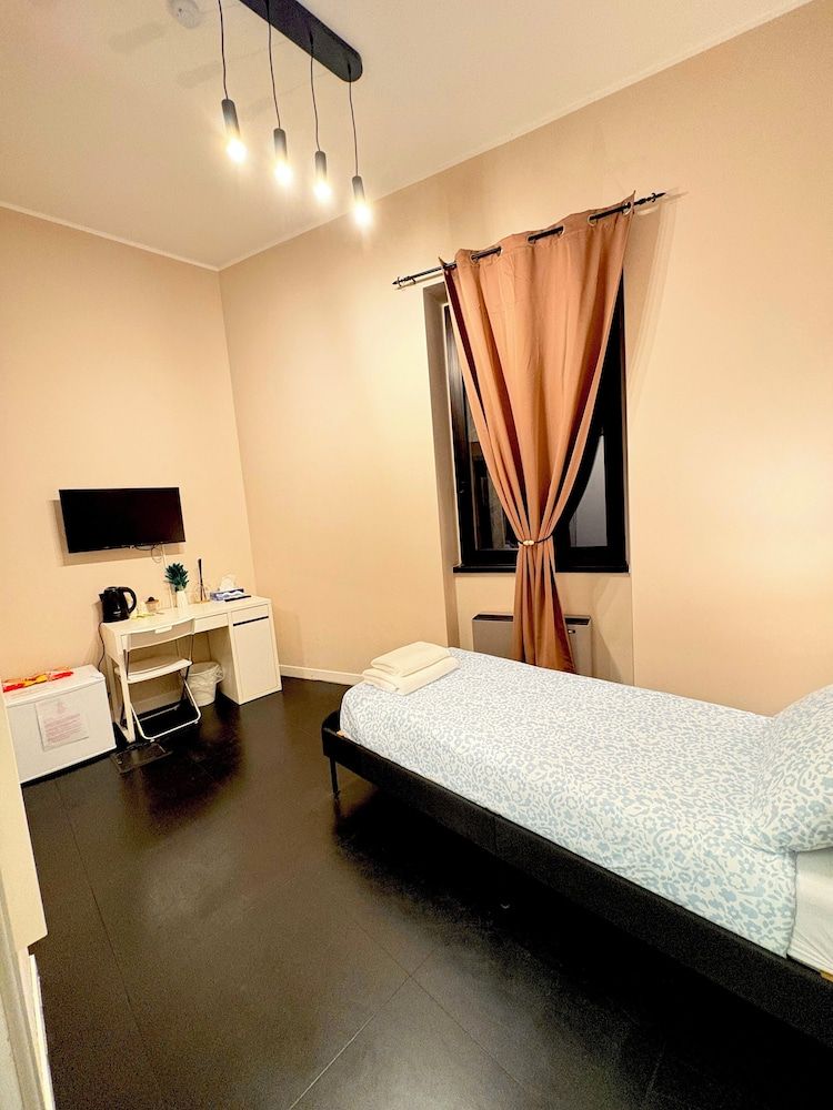 Classic Single Room, City View