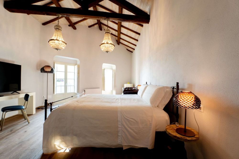 D.H. Lawrence Standard Studio Suite, Balcony, City View 2