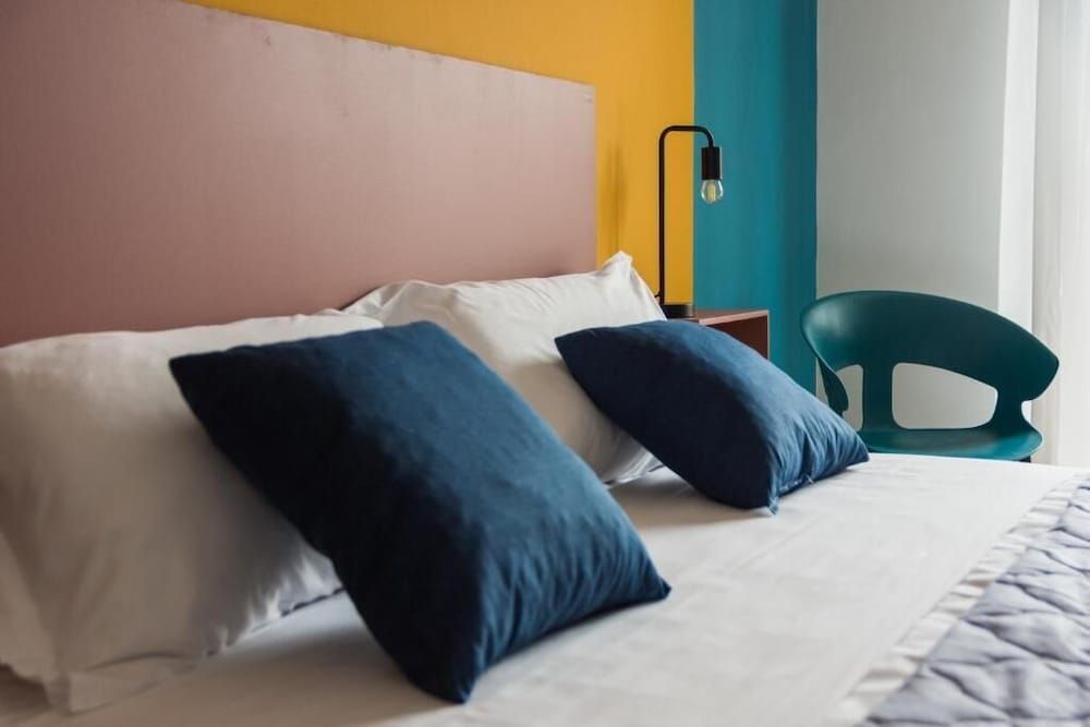 Comfort Room, Balcony, Partial Sea View