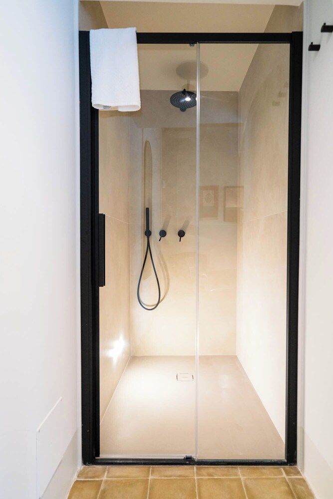 Castellett Dimora di Famiglia Luxury Triple Room, Balcony, Hill View 11