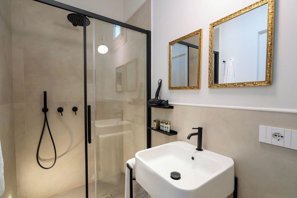 Castellett Dimora di Famiglia Luxury Double Room, Balcony, Hill View 21