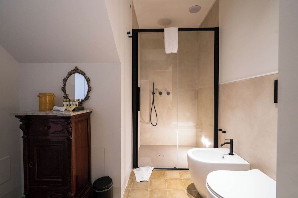 Castellett Dimora di Famiglia Luxury Double Room, Balcony, Hill View 15