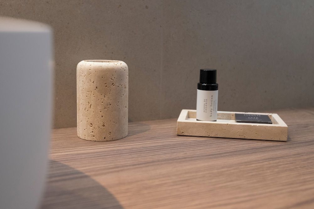 Le Torri Suites Classic Twin Room, Courtyard View 11