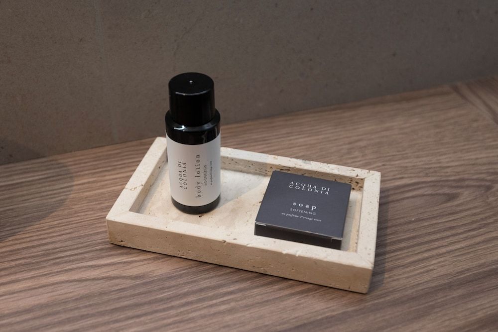 Le Torri Suites Classic Twin Room, Courtyard View 9