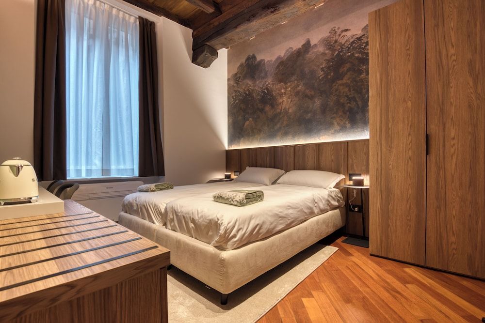 Le Torri Suites Classic Twin Room, Courtyard View 5