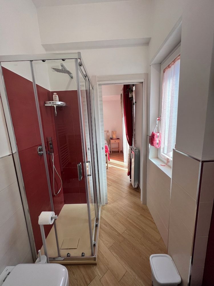 Casa Dharma Guest House Superior Double Room, Balcony, City View 8