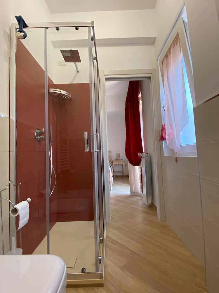 Casa Dharma Guest House Superior Double Room, Balcony, City View 10