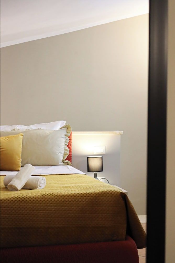 All'Ombra Della Reggia Apartment 4