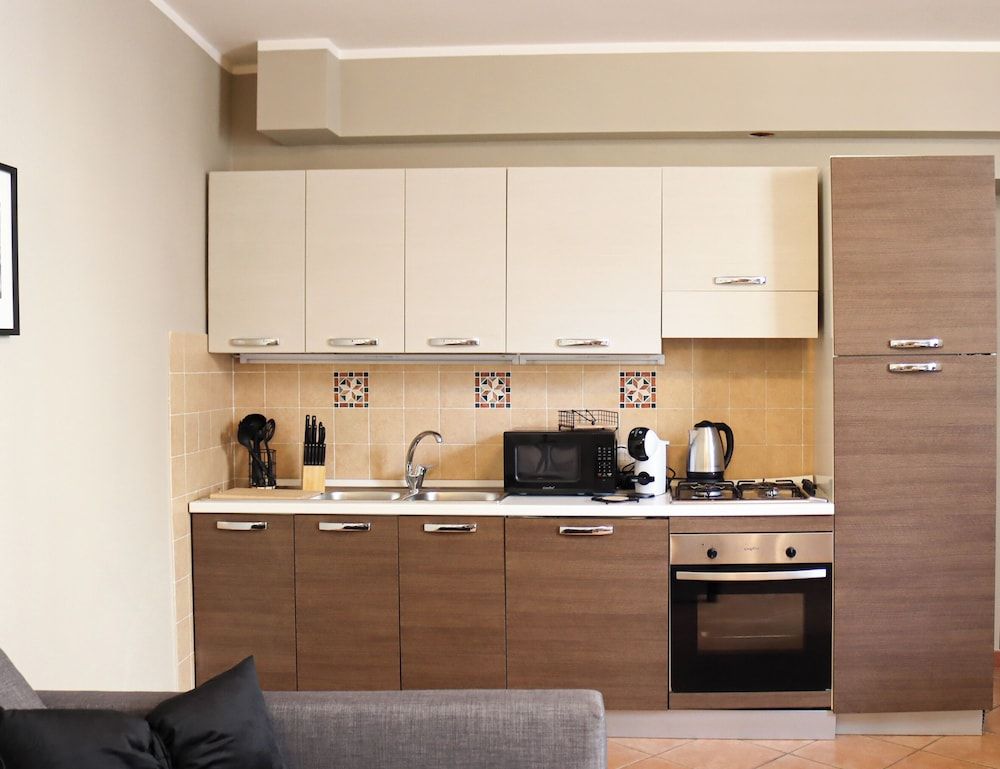 All'Ombra Della Reggia Apartment, Balcony 9