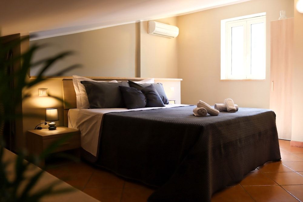 All'Ombra Della Reggia Apartment, 2 Bedrooms 8