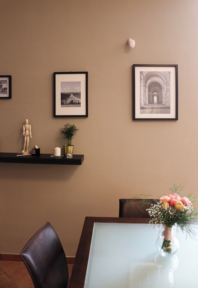 All'Ombra Della Reggia Apartment, Balcony 15