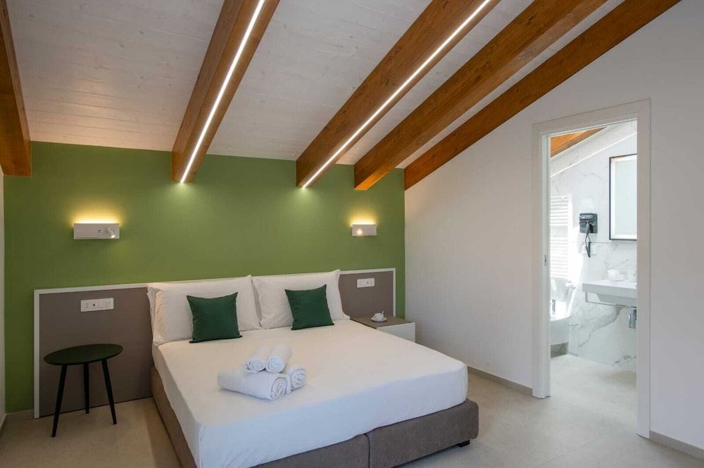 Rossy Palace Amalfi Coast Suites Suite 4 con balcone