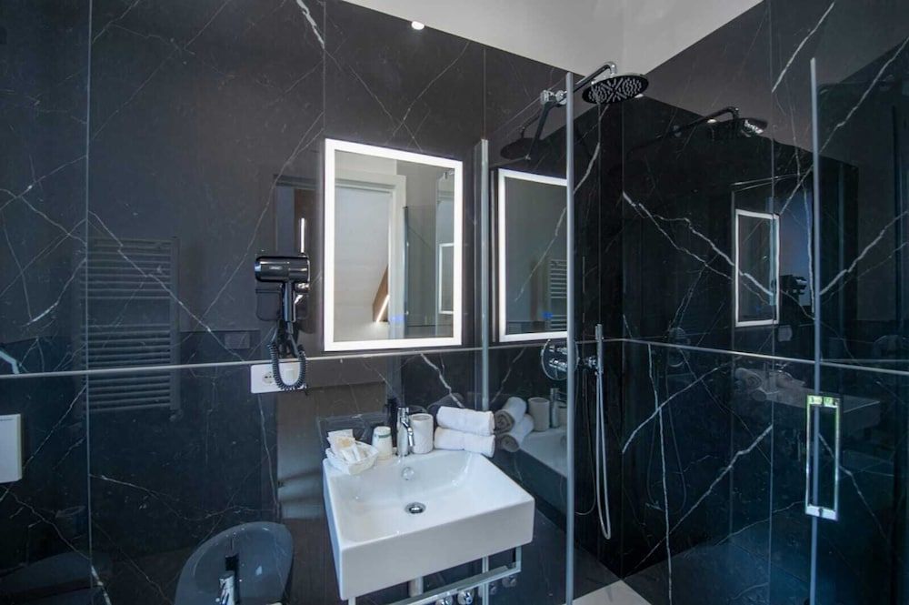 Rossy Palace Amalfi Coast Suites Suite 5 con balcone 7