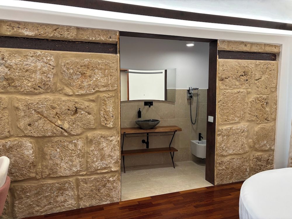 Noto Boutique Hotel Junior Suite, City View 33