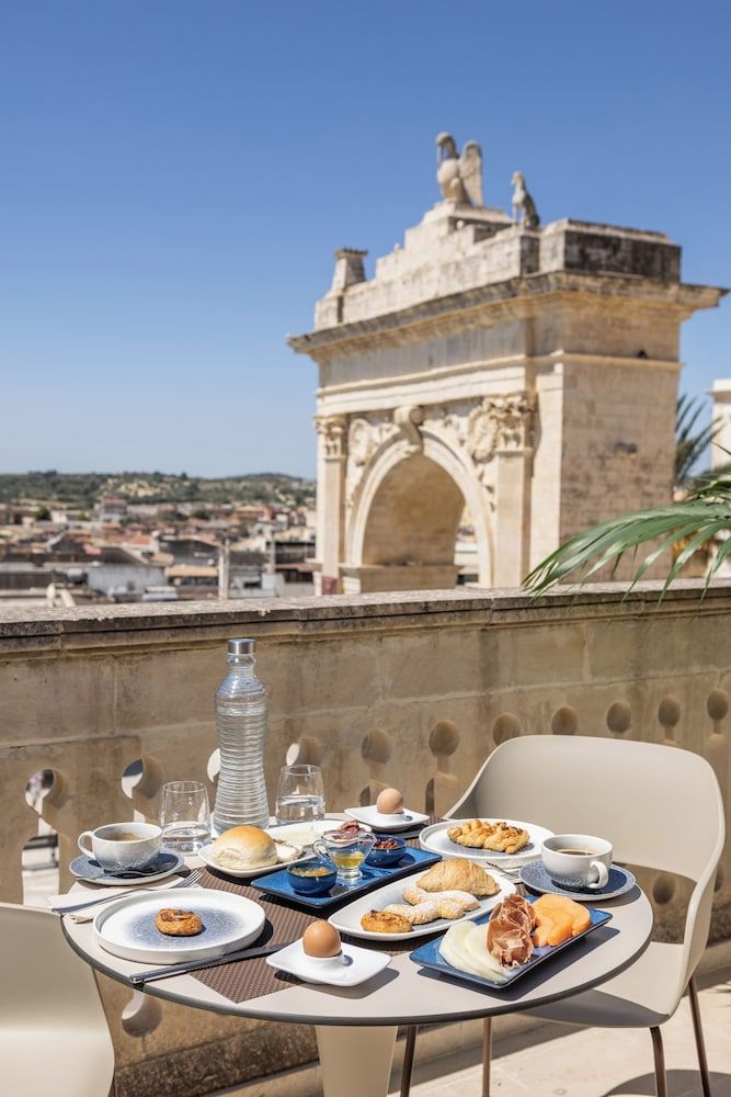 Noto Boutique Hotel Junior Suite, City View 30