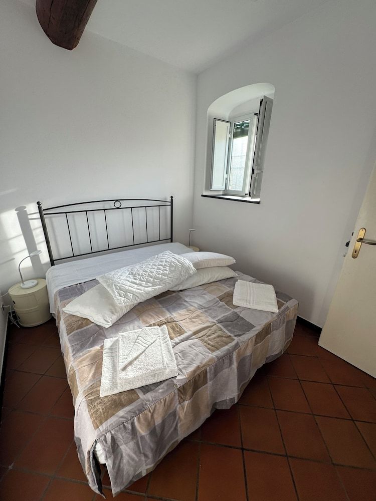 Appartamenti Michela Comfort Apartment, Air conditioning, Partial Sea View 3