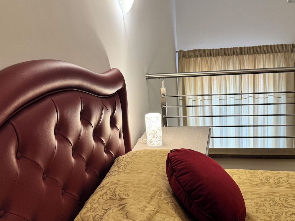 Cavour Luxury Rooms Catanzaro Deluxe Studio Suite 8