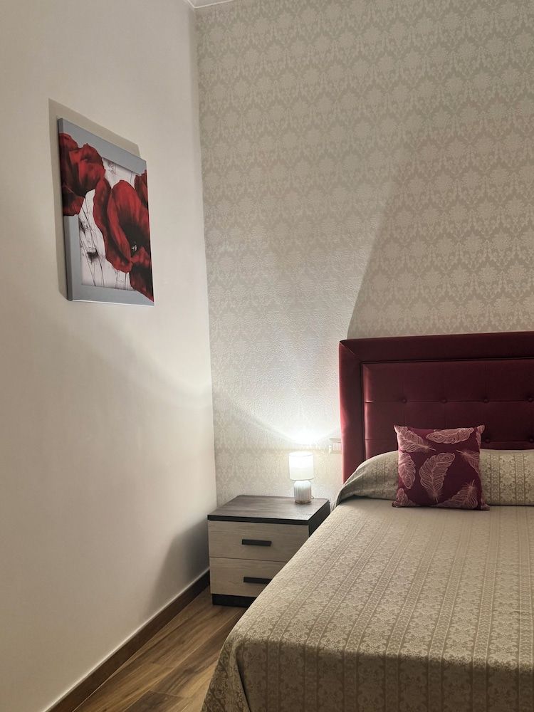 Cavour Luxury Rooms Catanzaro Deluxe Double or Twin Room, 1 Bedroom 6