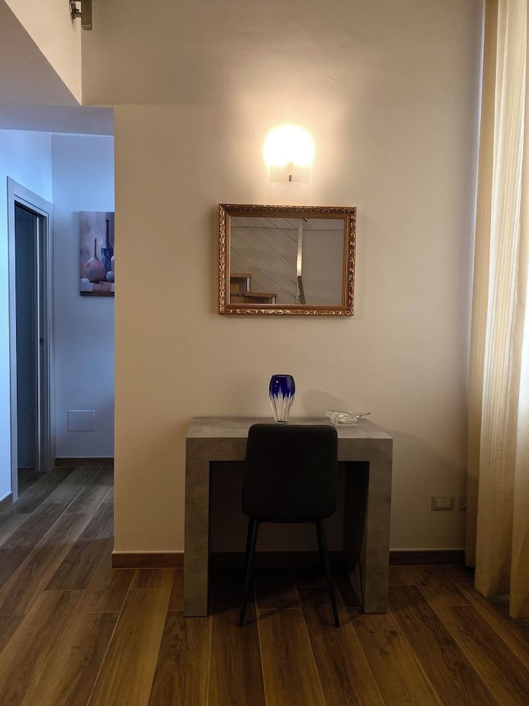 Cavour Luxury Rooms Catanzaro Deluxe Studio Suite 16