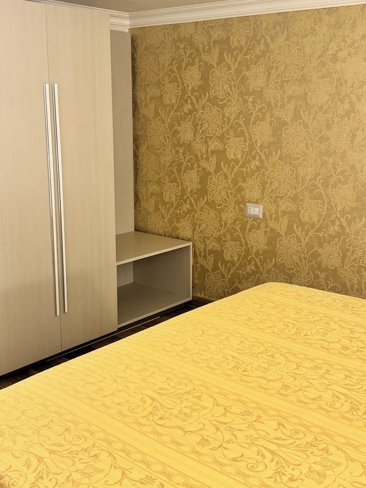 Cavour Luxury Rooms Catanzaro Deluxe Studio Suite 10