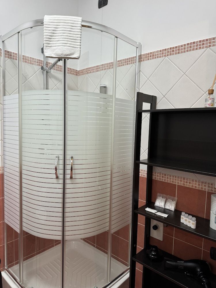 B&B L'angolo di Plutia Comfort Triple Room 8