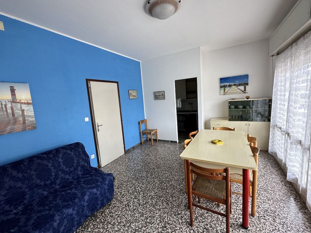 Villa, Smoking