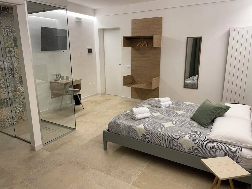 Double Room, Balcony