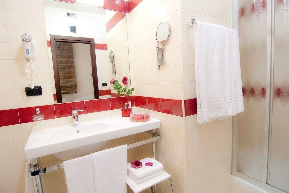 B&B Vescovo Rosso Basic Double or Twin Room 2