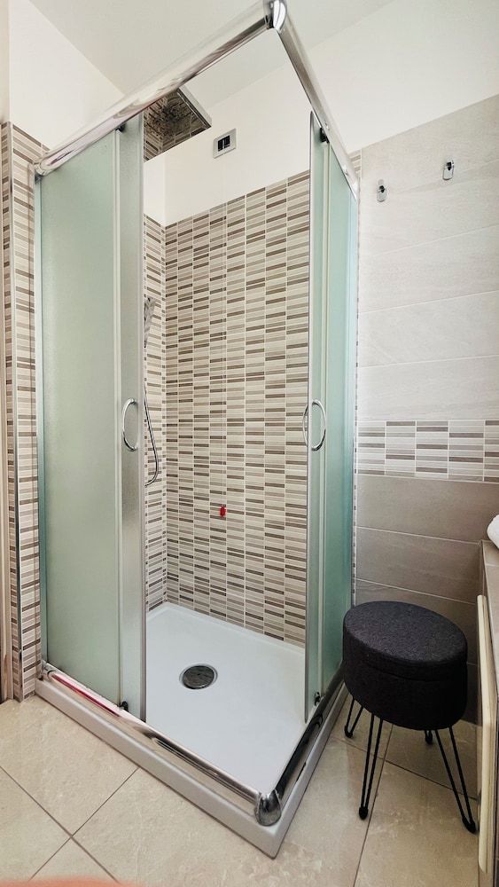 La Meridiana - Centro Storico Pizzo Double Room, Balcony, City View 8