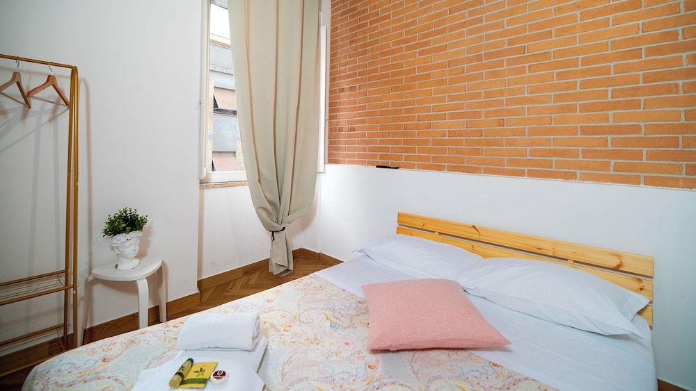 La Posada by Rentbeat Room 6