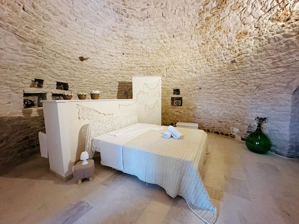 Giardino dei Trulli Tenute Trullo 3 5