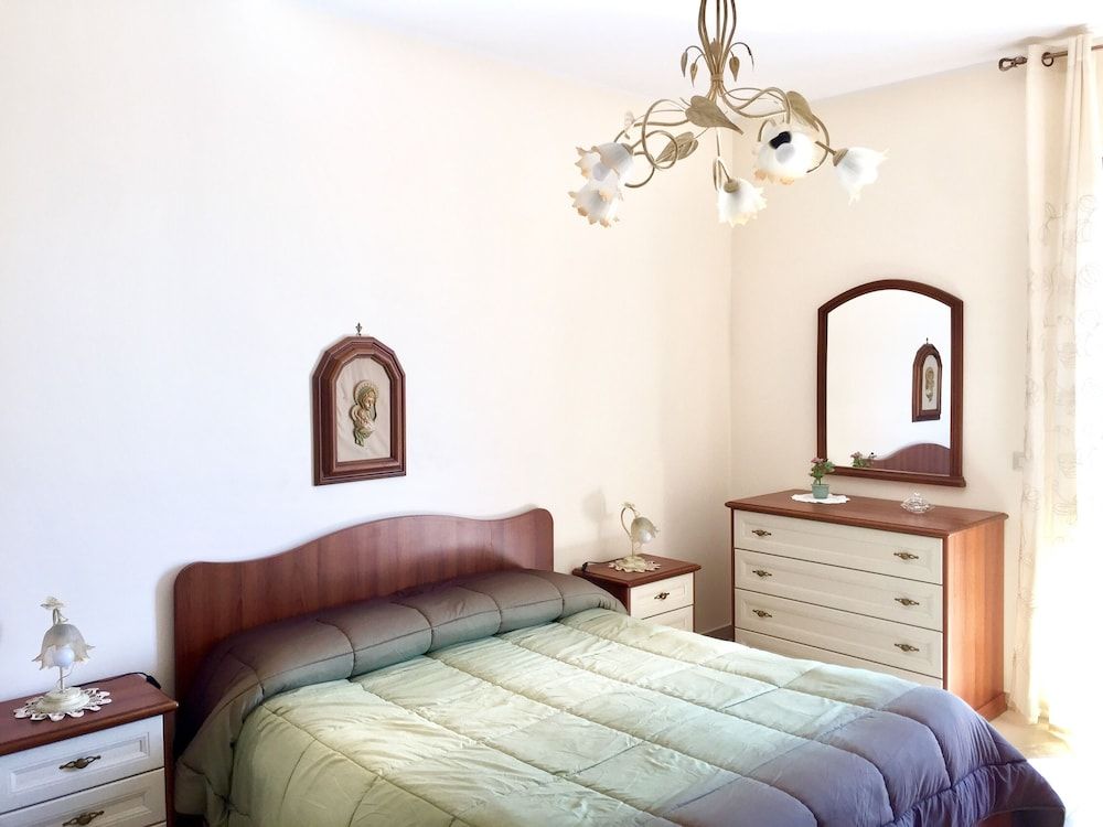 Etna Royal View Panoramic Apartment, 1 Bedroom, Sea View 2