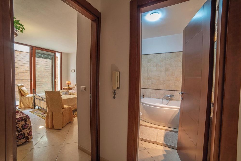 Family Villa, Multiple Bedrooms (Fortino House From 300 Meters To Sea)