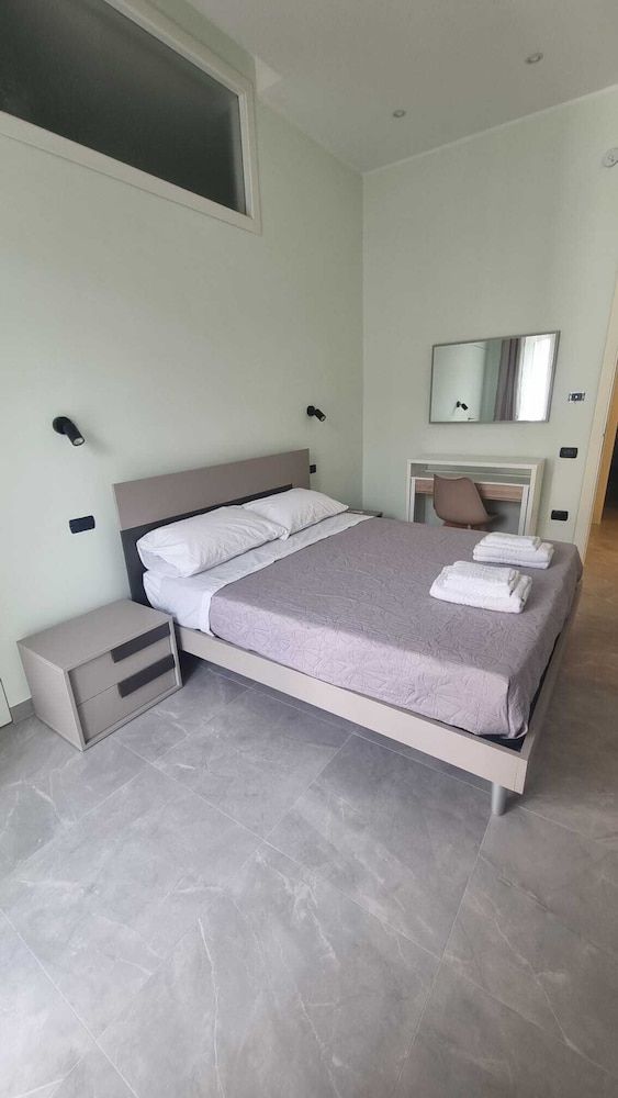 B&B Le Maioliche Comfort Quadruple Room, Balcony, Sea View 2